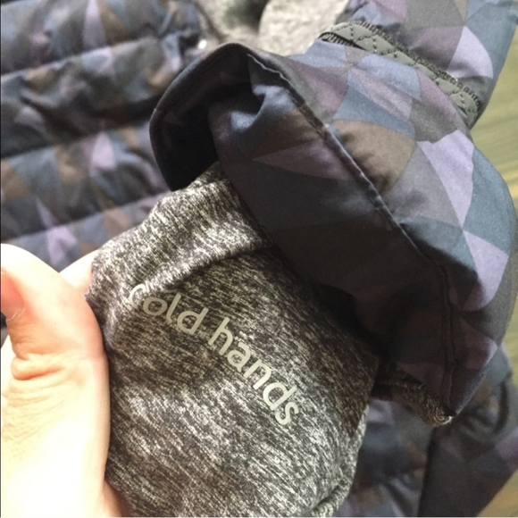 Lululemon Puffer Jacket, 10 - Picture 4 of 12